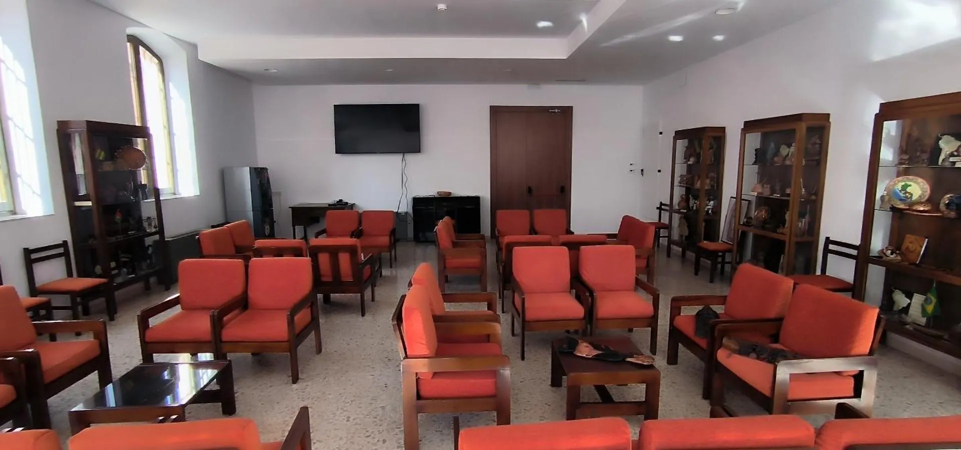 Albergue Rosa Molas Arrabal de Jesus 0*,  スペイン